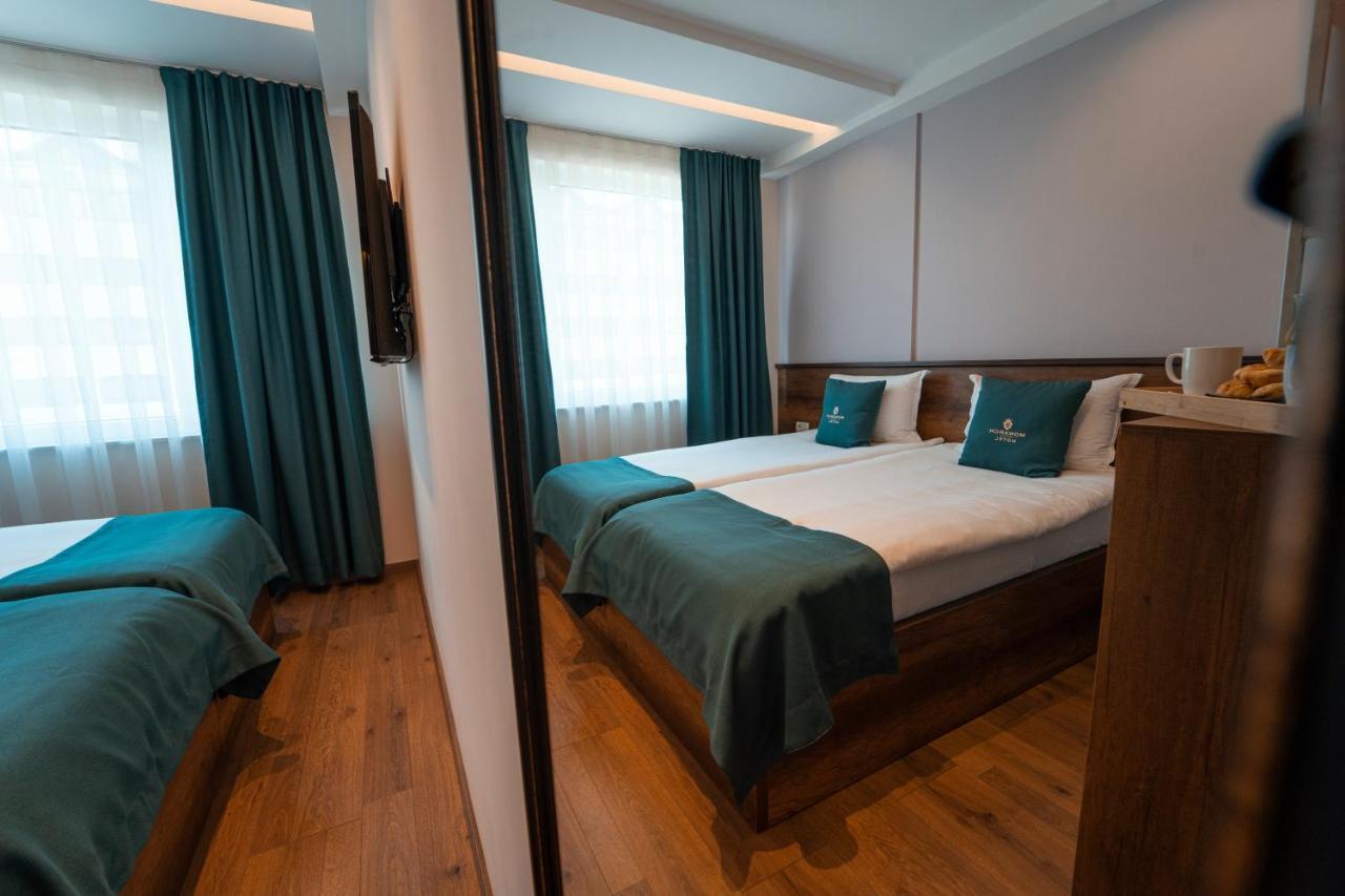 Monarch Boutique Hotel Prizren Ngoại thất bức ảnh